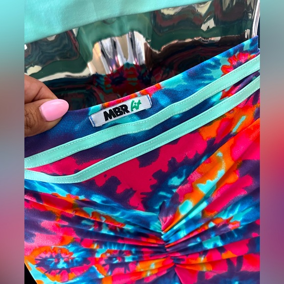 MBR gym set - Picture 3 of 3